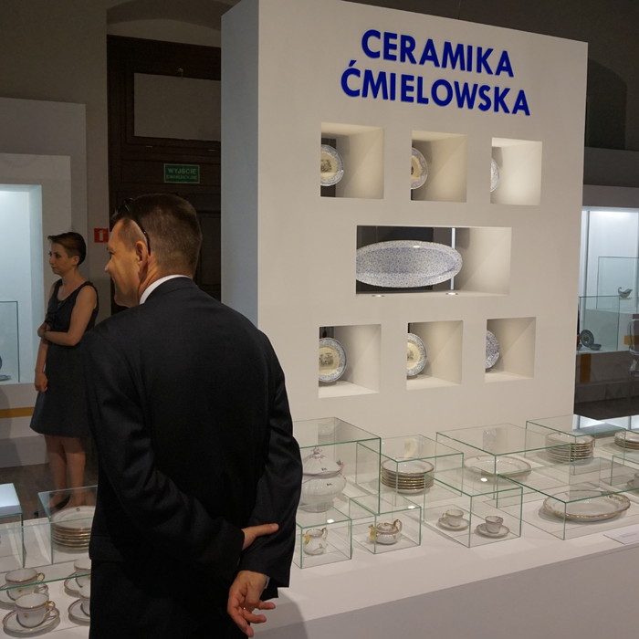 Największy zbiór porcelany ćmielowskiej w Polsce