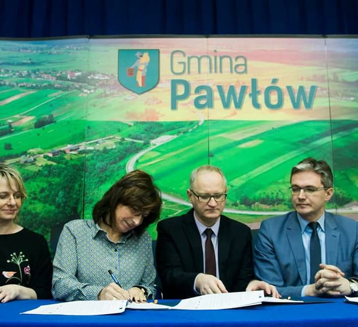 Prawie 1,5 mln zł dla gminy Pawłów
