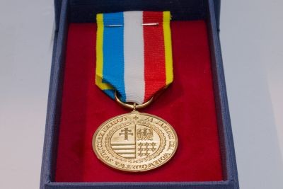 Przedłużony termin naboru wniosków o nadanie Odznaki Honorowej Województwa Świętokrzyskiego