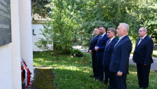 Samorządowcy Oddają Cześć Ofiarom Reżimu Stalinowskiego