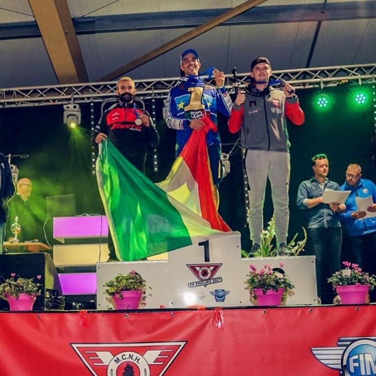 Mistrzostw Europy W Rajdach Enduro Zwycięzcy Na Podium