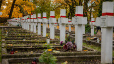 Groby Na Cmenatzru Wojskowym