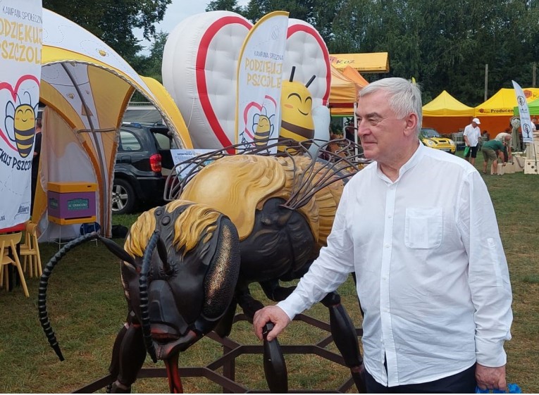 Andrzej Bętkowski na święcie pszczoły w Bałtowie